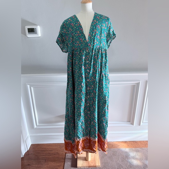 NATURAL LIFE Dresses & Skirts - NATURAL LIFE Teal Floral Maxi Dress with Orange Hem